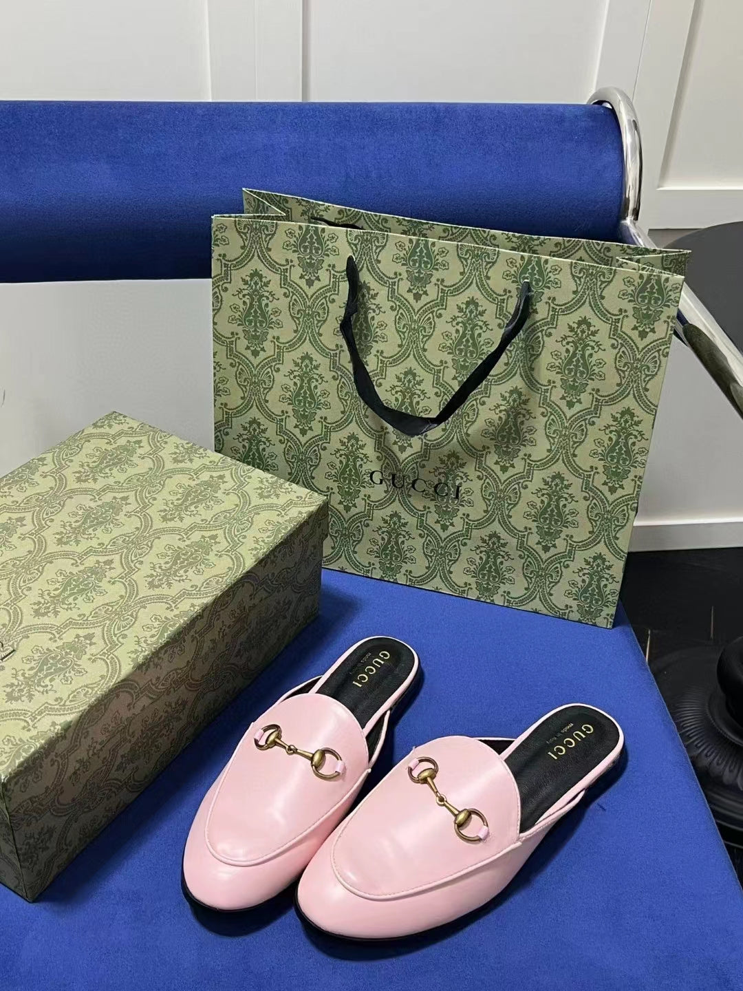 2023 New CC Fashion cowhide shoes product image 4, provided for visual reference and product detail review