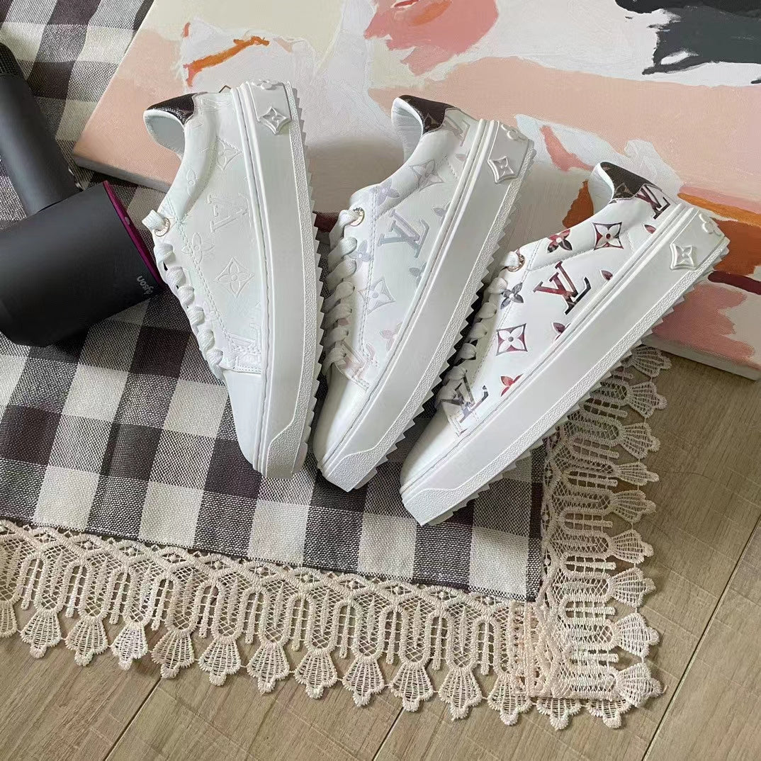 2023 VL Top quality sneakers product image 2, provided for visual reference and product detail review