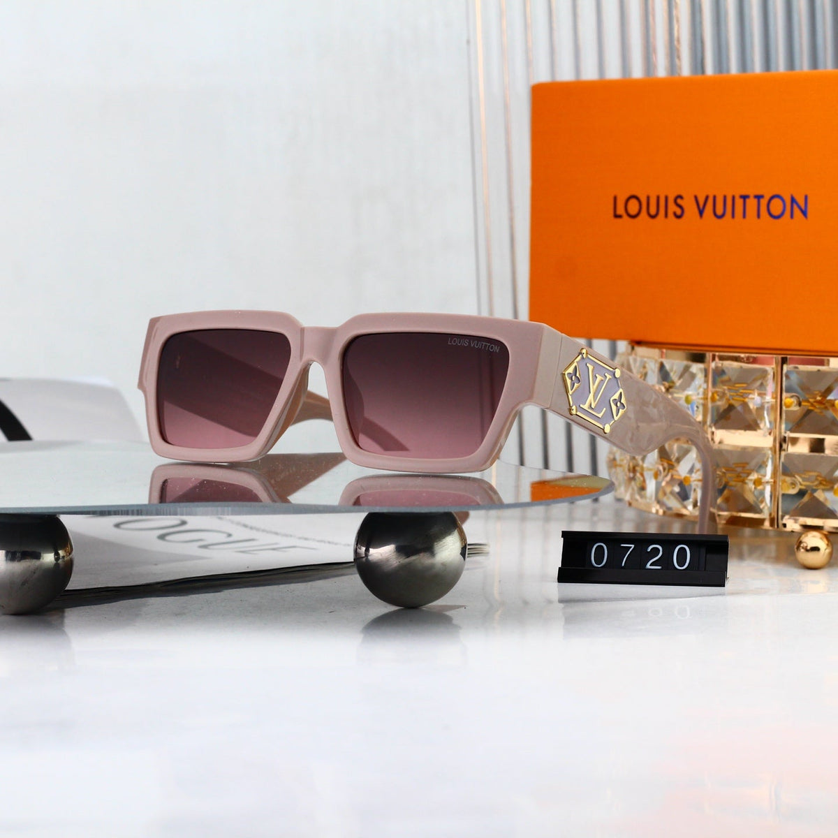 New Stylish Sunglasses-28 product image 4, provided for visual reference and product detail review