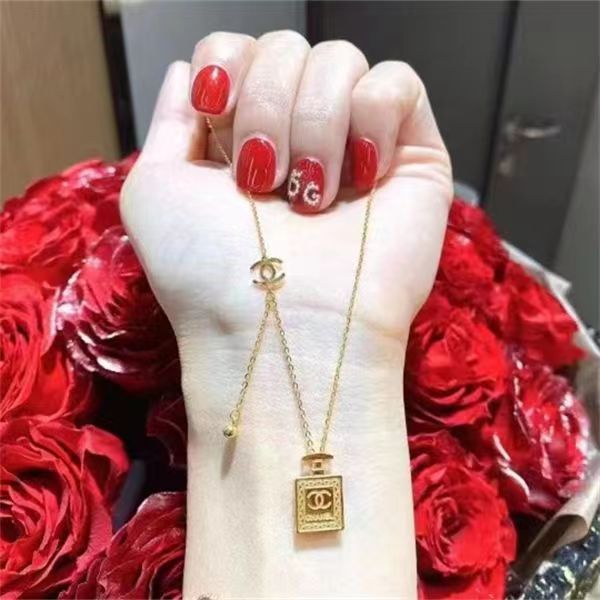 2023 New Fashion Necklace product image 3, provided for visual reference and product detail review