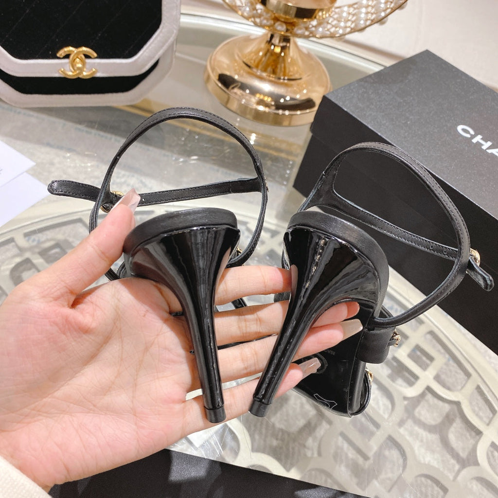 2023 catwalk style double C chain sandals -S40 product image 3, provided for visual reference and product detail review