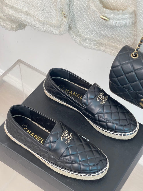 2023 CC Chain Double C Buckle Rhombus Fisherman Loafers -S42 product image 1, provided for visual reference and product