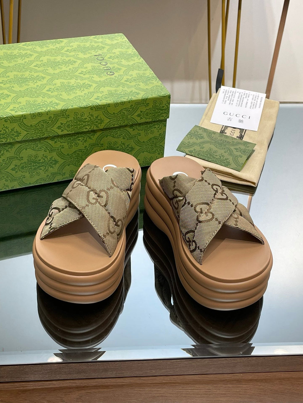 2023 GG Platform Beach Sandals-S55 product image 2, provided for visual reference and product detail review
