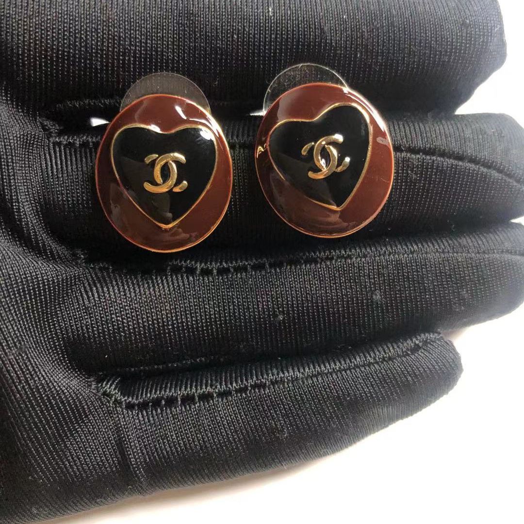 (C earrings) Small fragrant vintage earrings product image 48, provided for visual reference and product detail review