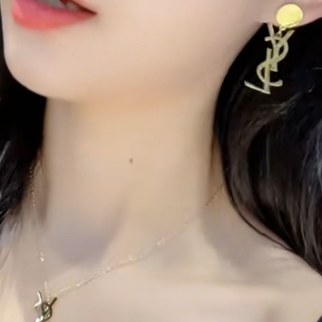 2022 New Titanium Steel Letter YS Necklace product image 4, provided for visual reference and product detail review