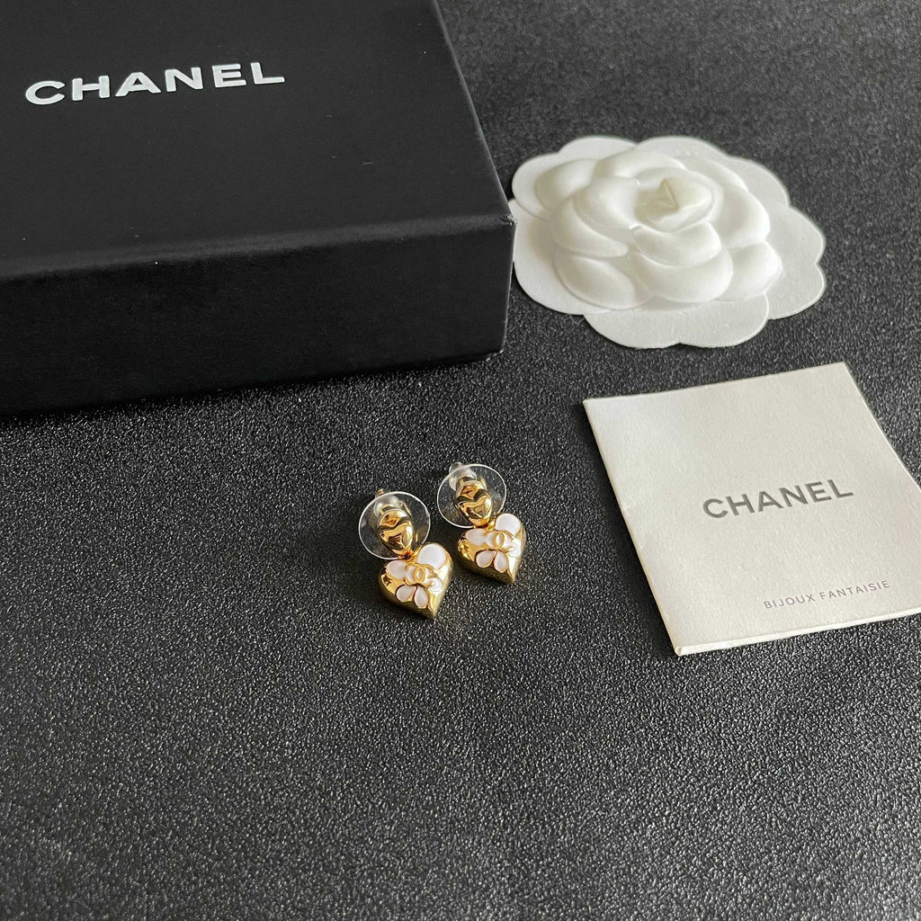 High-Quality Stud Earrings-197 product image 6, provided for visual reference and product detail review