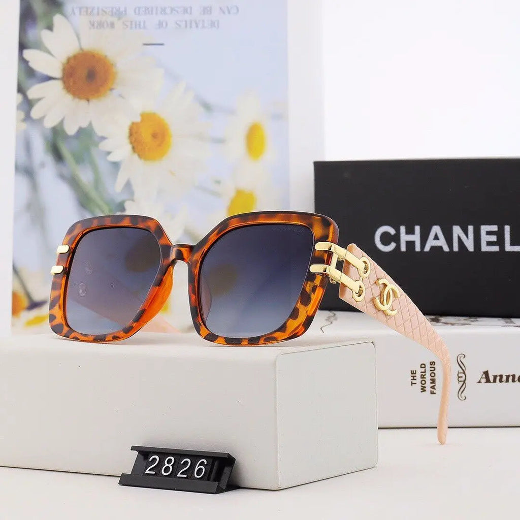 5 Colors Lens Classical Frame Polarized Sunglasses product image 5, provided for visual reference and product detail review
