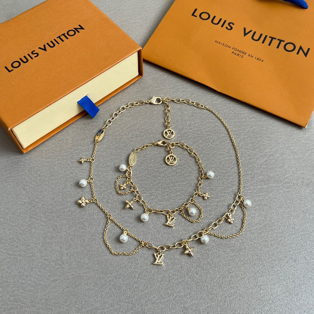 High-Quality Pearl Necklace product image 7, provided for visual reference and product detail review