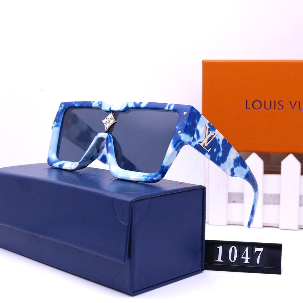 New Ladies Fashion Classic Sunglasses in 2022 product image 6, provided for visual reference and product detail review