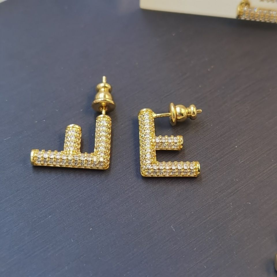 Full Diamond Letter F Asymmetric Earnail Bracelet Necklace product image 2, provided for visual reference and product detail