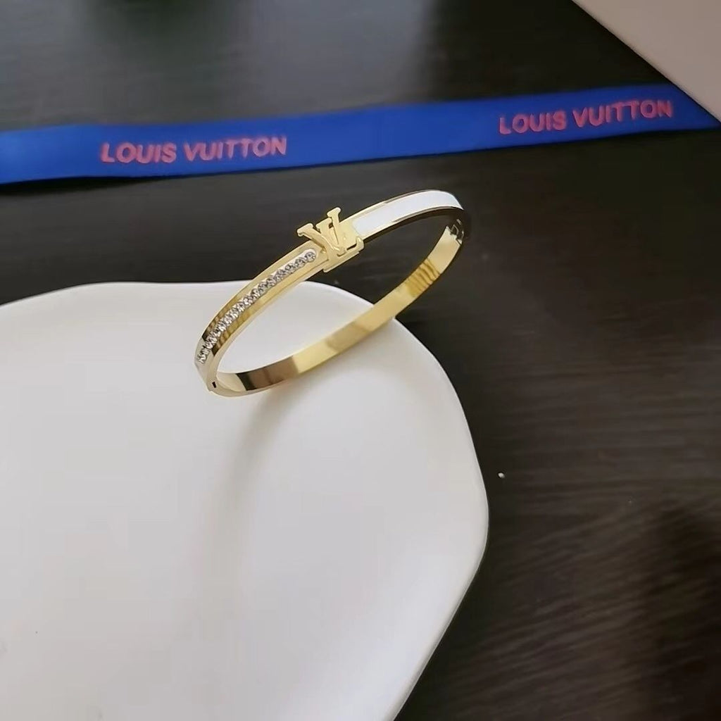 2022 New Titanium Steel Bracelet product image 10, provided for visual reference and product detail review