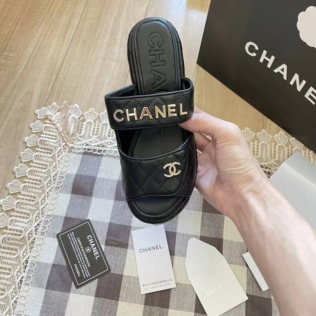 2023 CC High-heeled slippers product image 3, provided for visual reference and product detail review