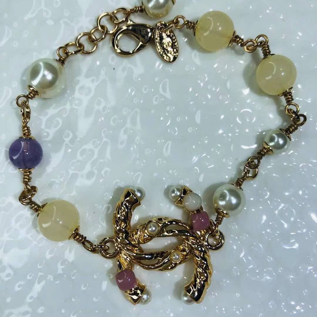 Xiaoxiang classic vintage brass bracelet product image 27, provided for visual reference and product detail review