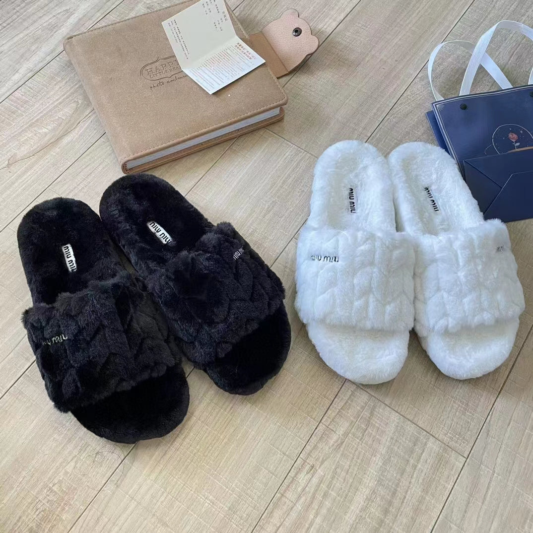 2023 VL lamb hair slippers product image 1, provided for visual reference and product detail review
