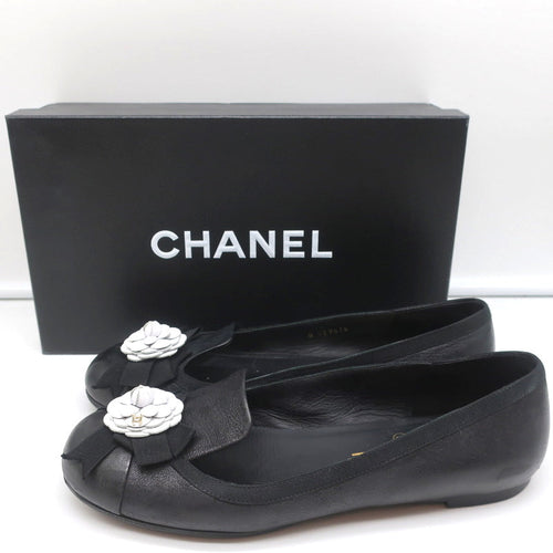 13B Camellia Cap Toe Flats Black Leather Size 37 product image 1, provided for visual reference and product detail review