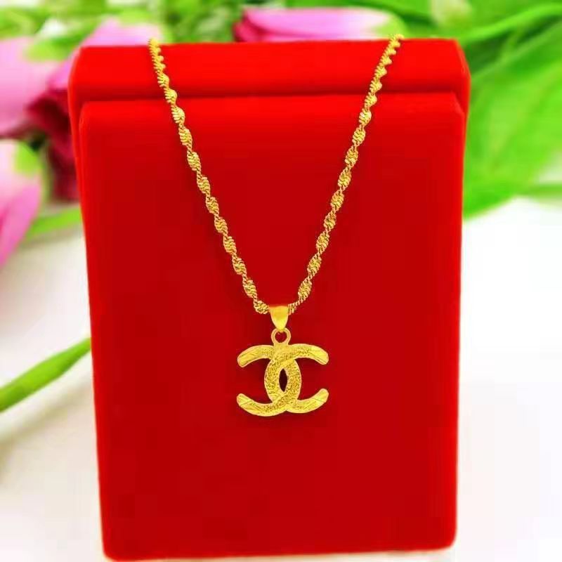 2023 New Fashion Necklace product image 2, provided for visual reference and product detail review