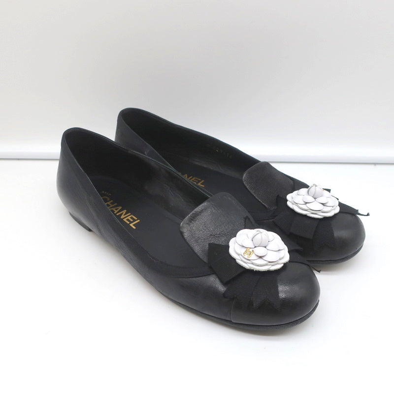 13B Camellia Cap Toe Flats Black Leather Size 37 product image 2, provided for visual reference and product detail review
