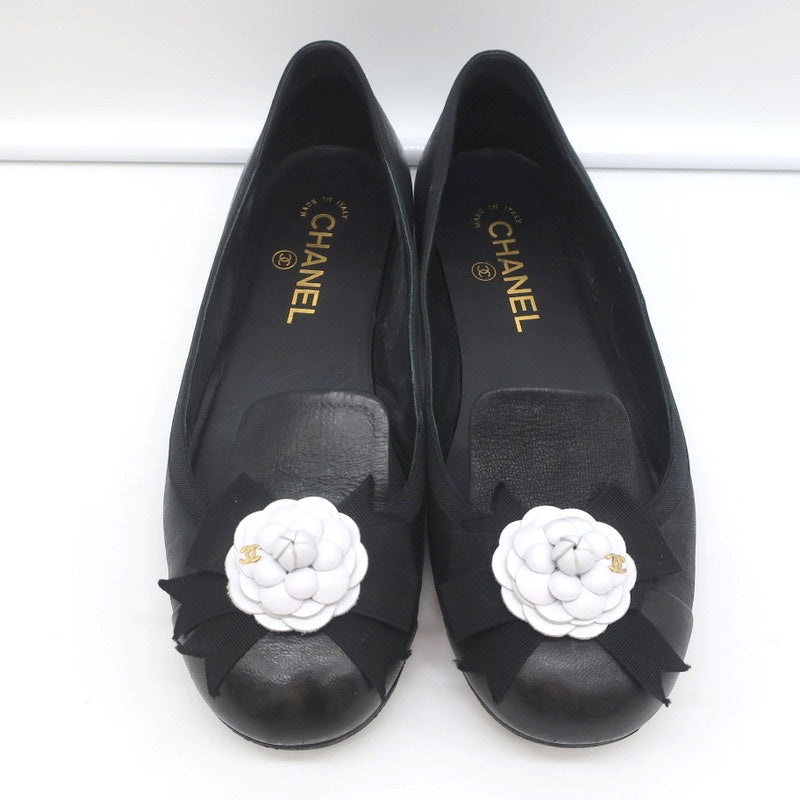 13B Camellia Cap Toe Flats Black Leather Size 37 product image 5, provided for visual reference and product detail review