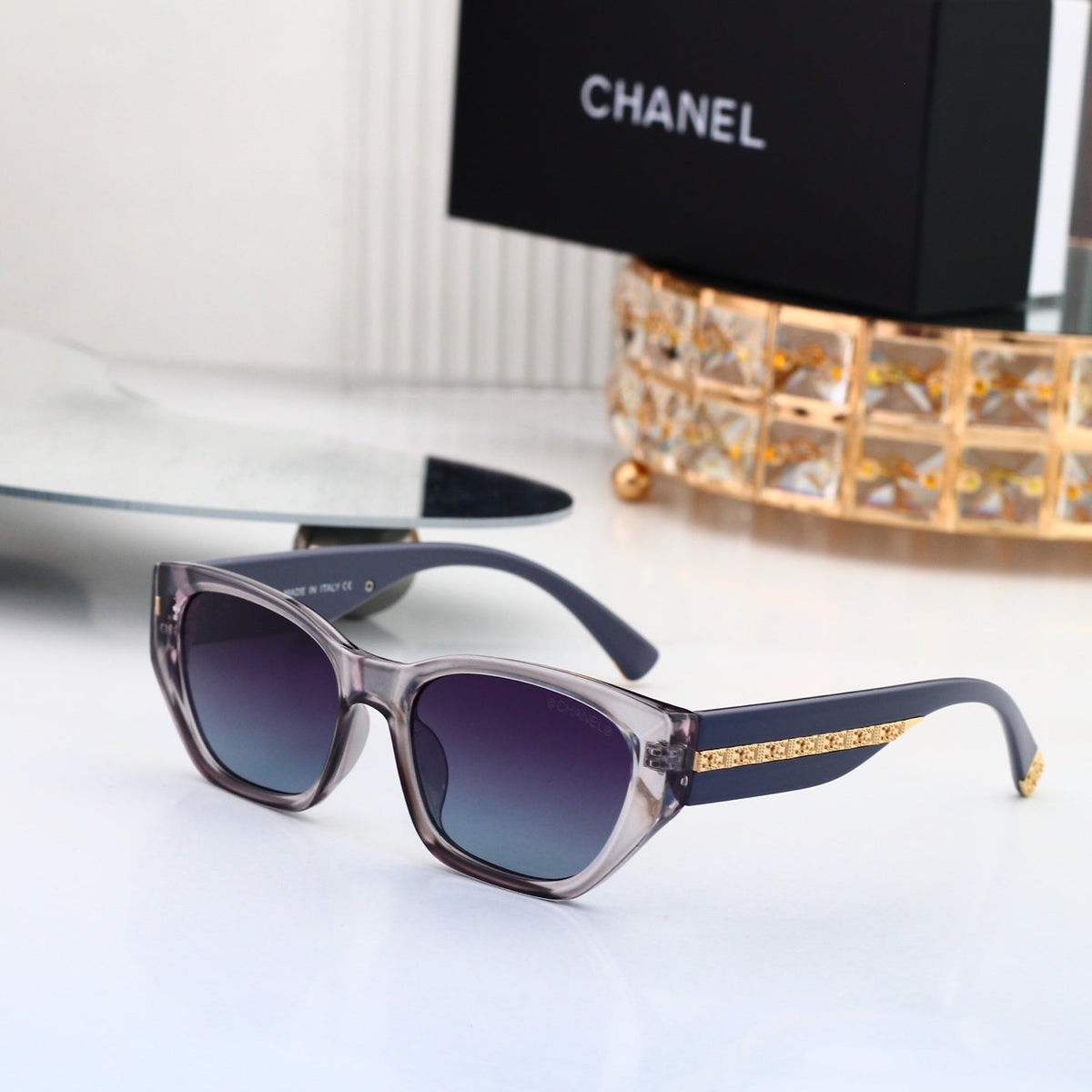 New Stylish Sunglasses-60 product image 10, provided for visual reference and product detail review