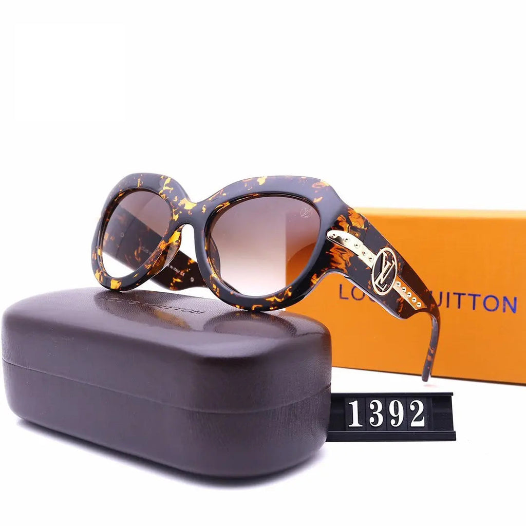 4 Colors Women Outdoor Sunglasses product image 1, provided for visual reference and product detail review