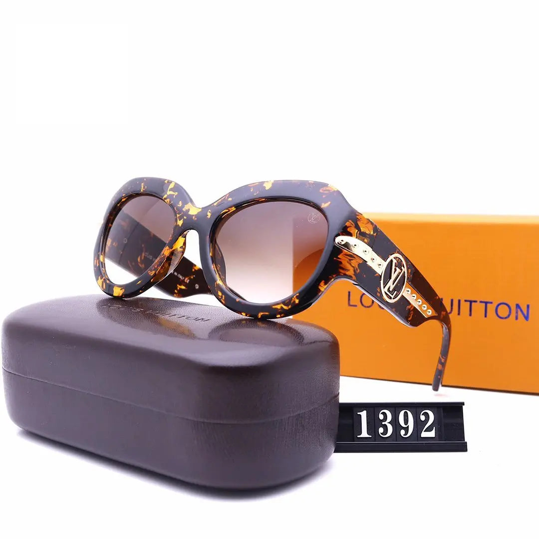 4 Colors Women Outdoor Sunglasses product image 1, provided for visual reference and product detail review
