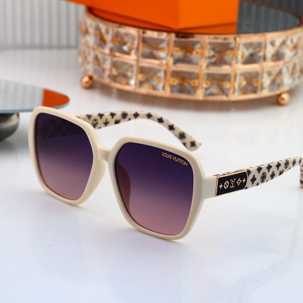 New Stylish Sunglasses-45 product image 7, provided for visual reference and product detail review
