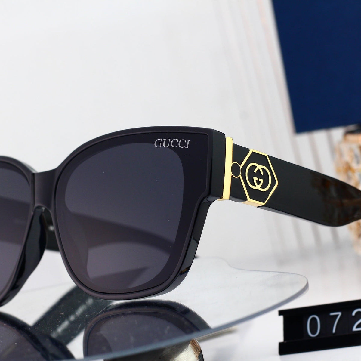 New Stylish Sunglasses-4 product image 8, provided for visual reference and product detail review