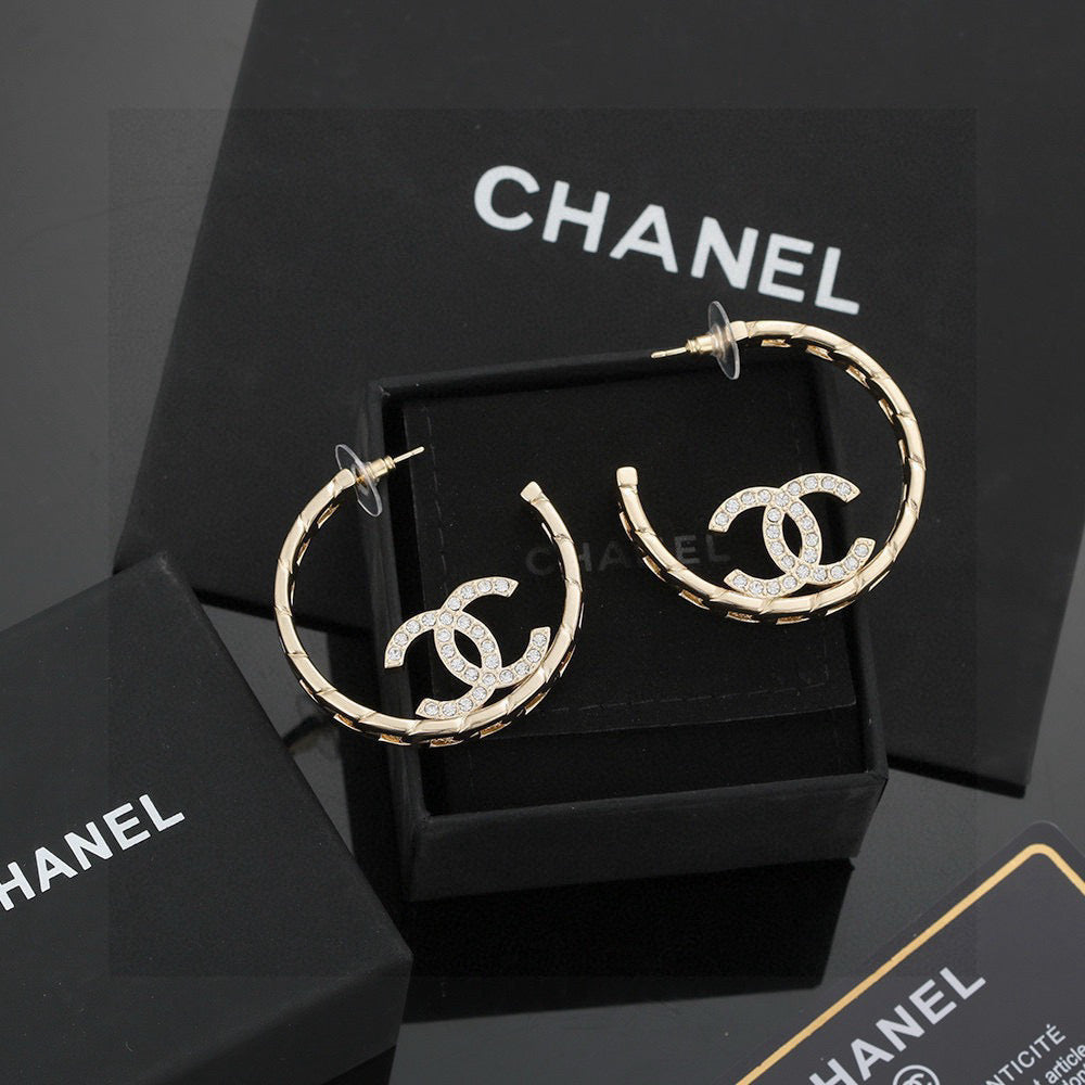 High-Quality Stud Earrings-112 product image 1, provided for visual reference and product detail review