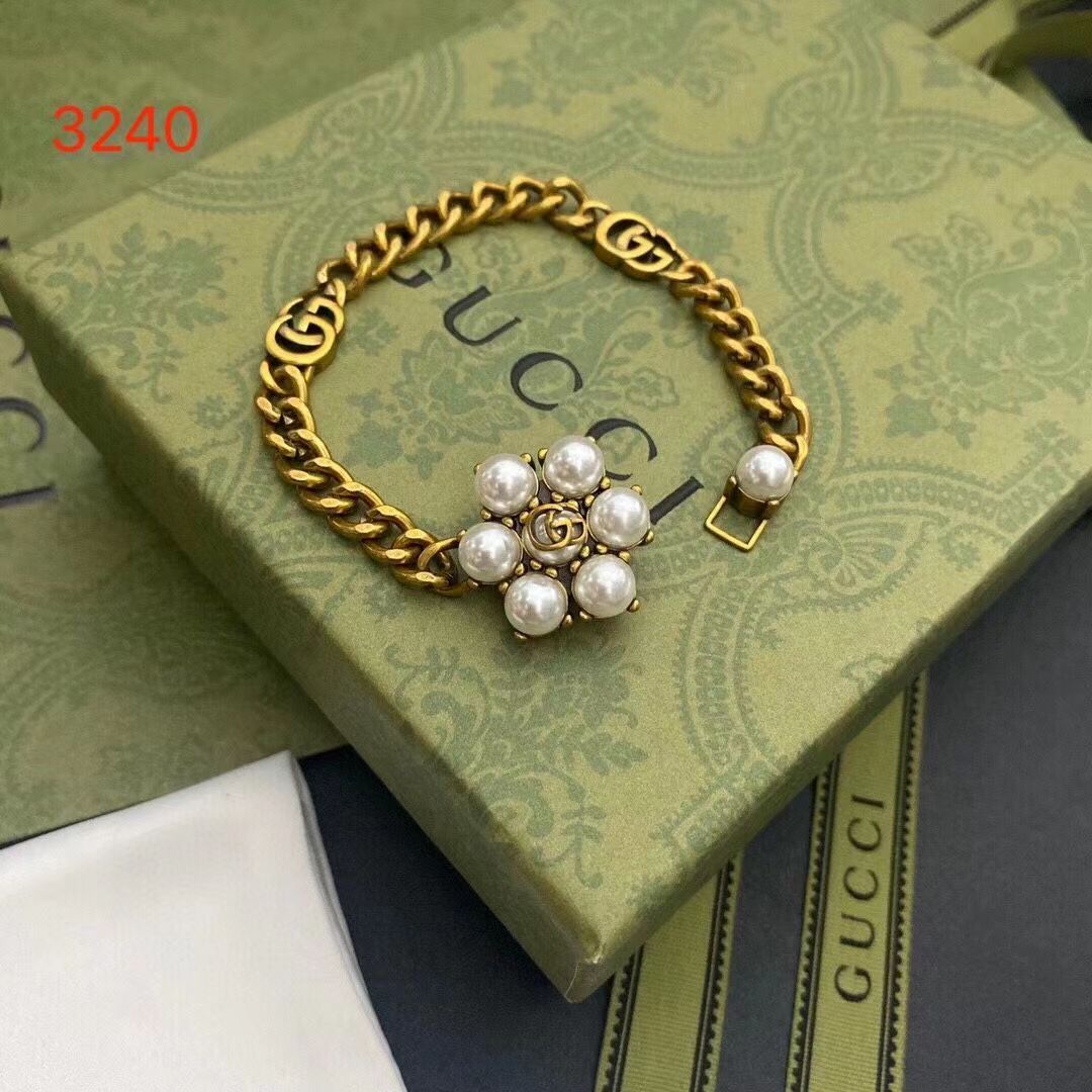 2023 New Fashion diamond Bracelet product image 4, provided for visual reference and product detail review
