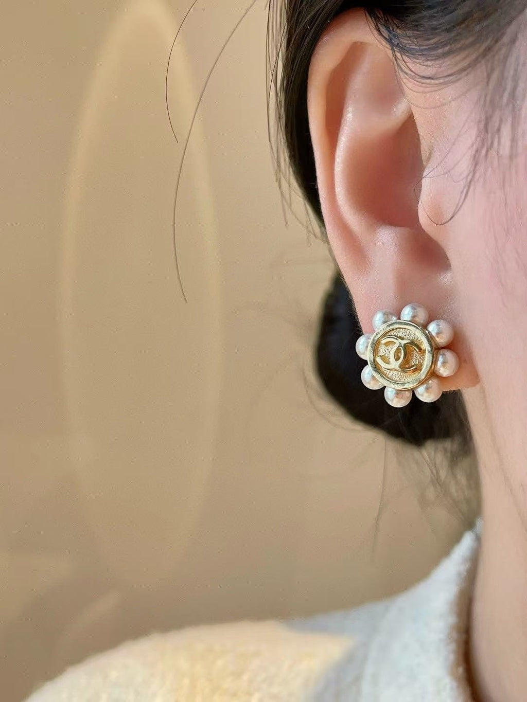 High-Quality Stud Earrings-98 product image 8, provided for visual reference and product detail review