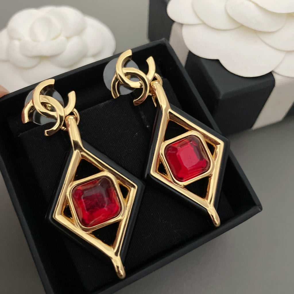 High-Quality Stud Earrings-96 product image 2, provided for visual reference and product detail review