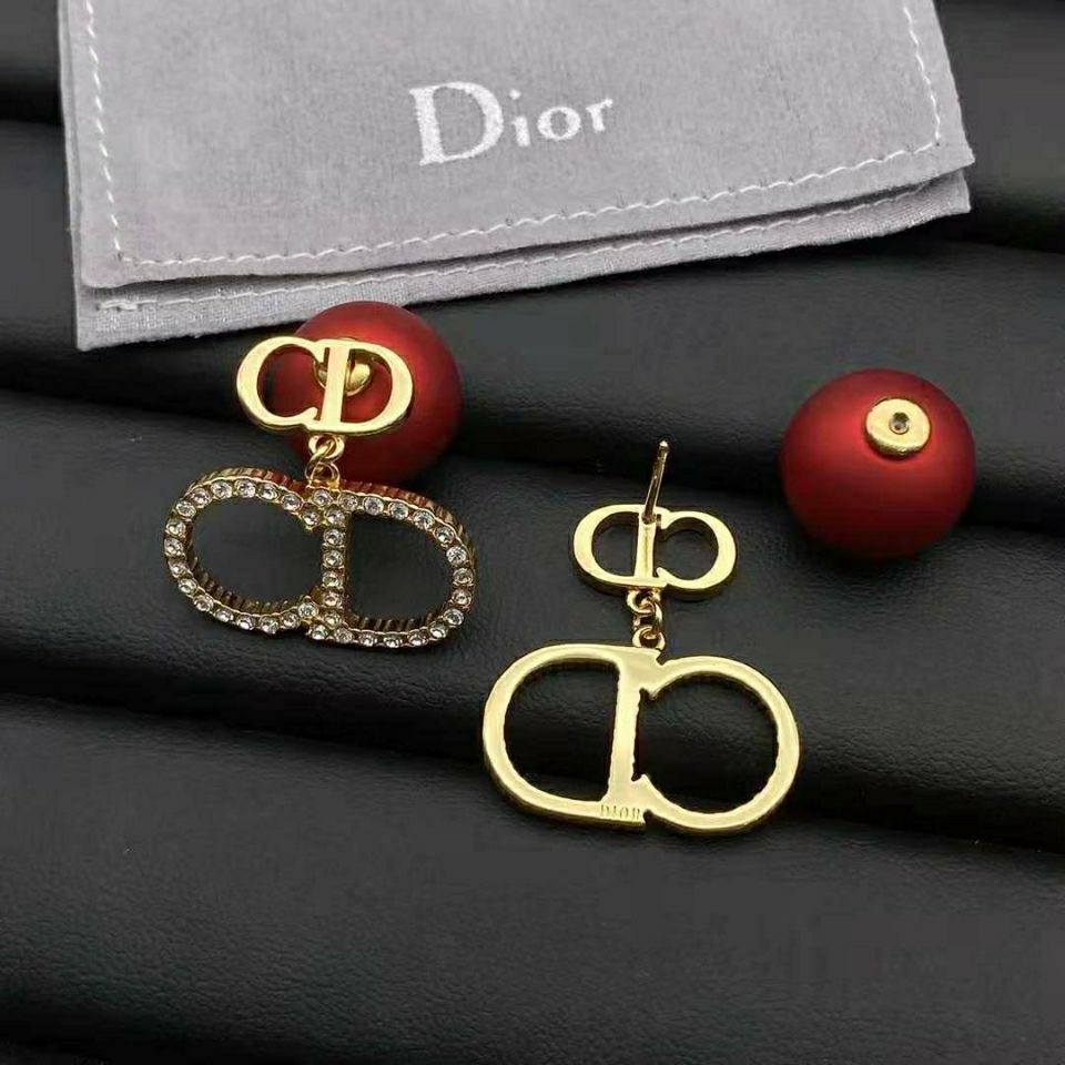 earring product image 3, provided for visual reference and product detail review