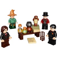 40500 LEGO Harry Potter Figure Set 33pcs OPEN BOX NEW product image 2, provided for visual reference and product detail