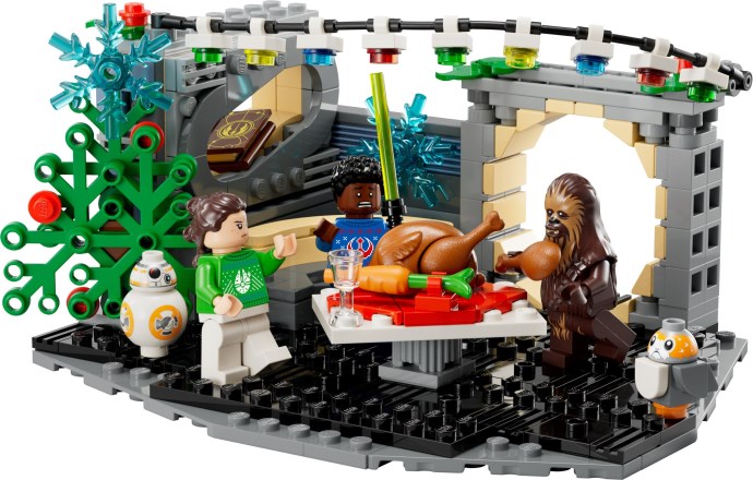 40658 LEGO Millennium Falcon Holiday Diorama product image 3, provided for visual reference and product detail review