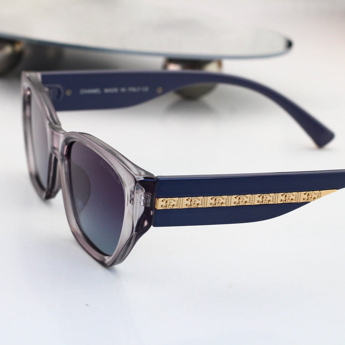 New Stylish Sunglasses-60 product image 12, provided for visual reference and product detail review