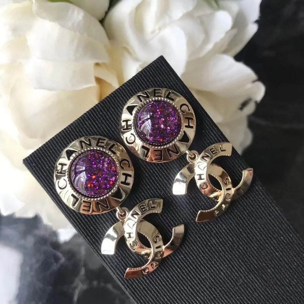 Crystal button round earrings product image 1, provided for visual reference and product detail review