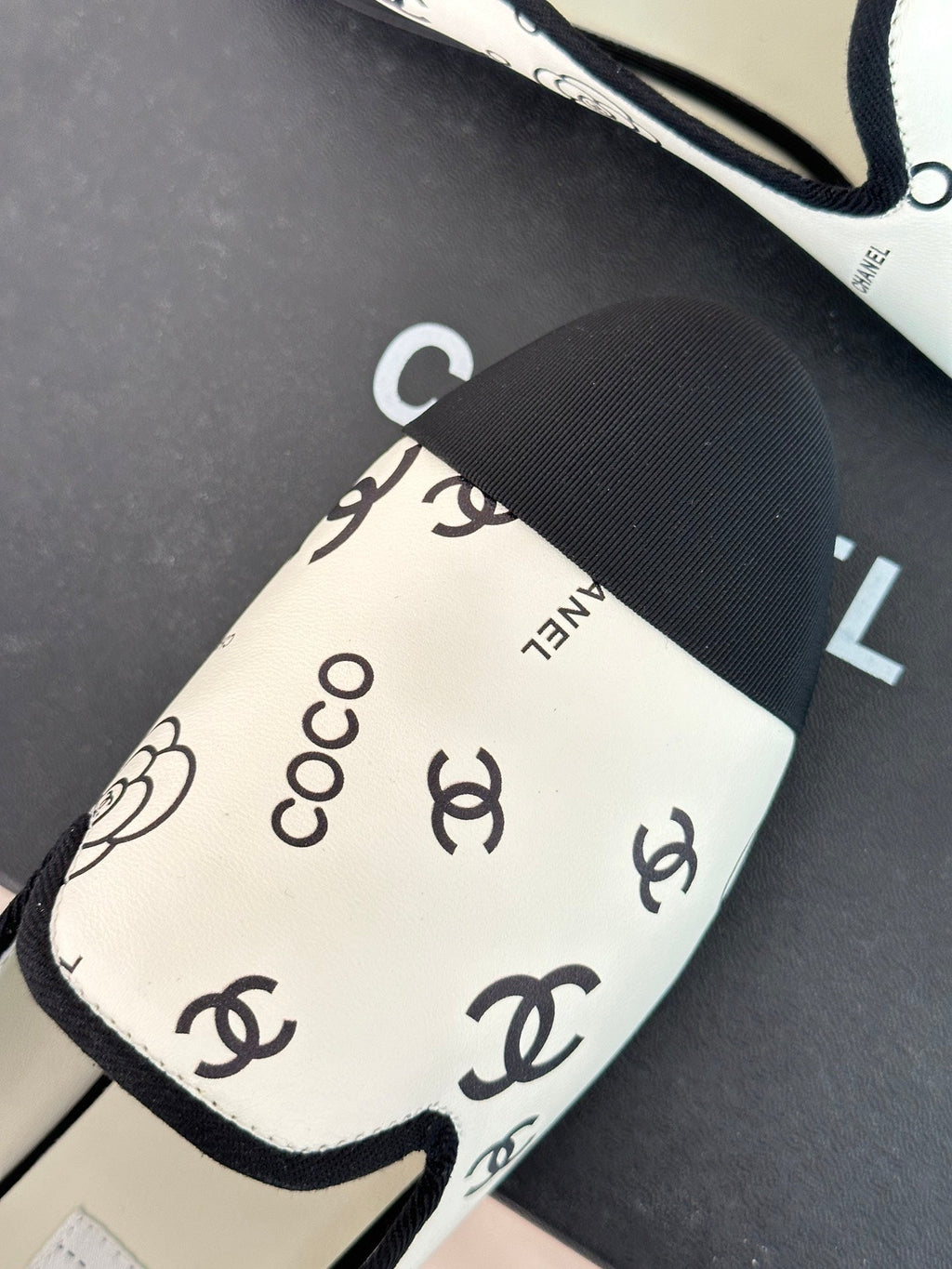 2023 CC double C print loafers-S30 product image 7, provided for visual reference and product detail review