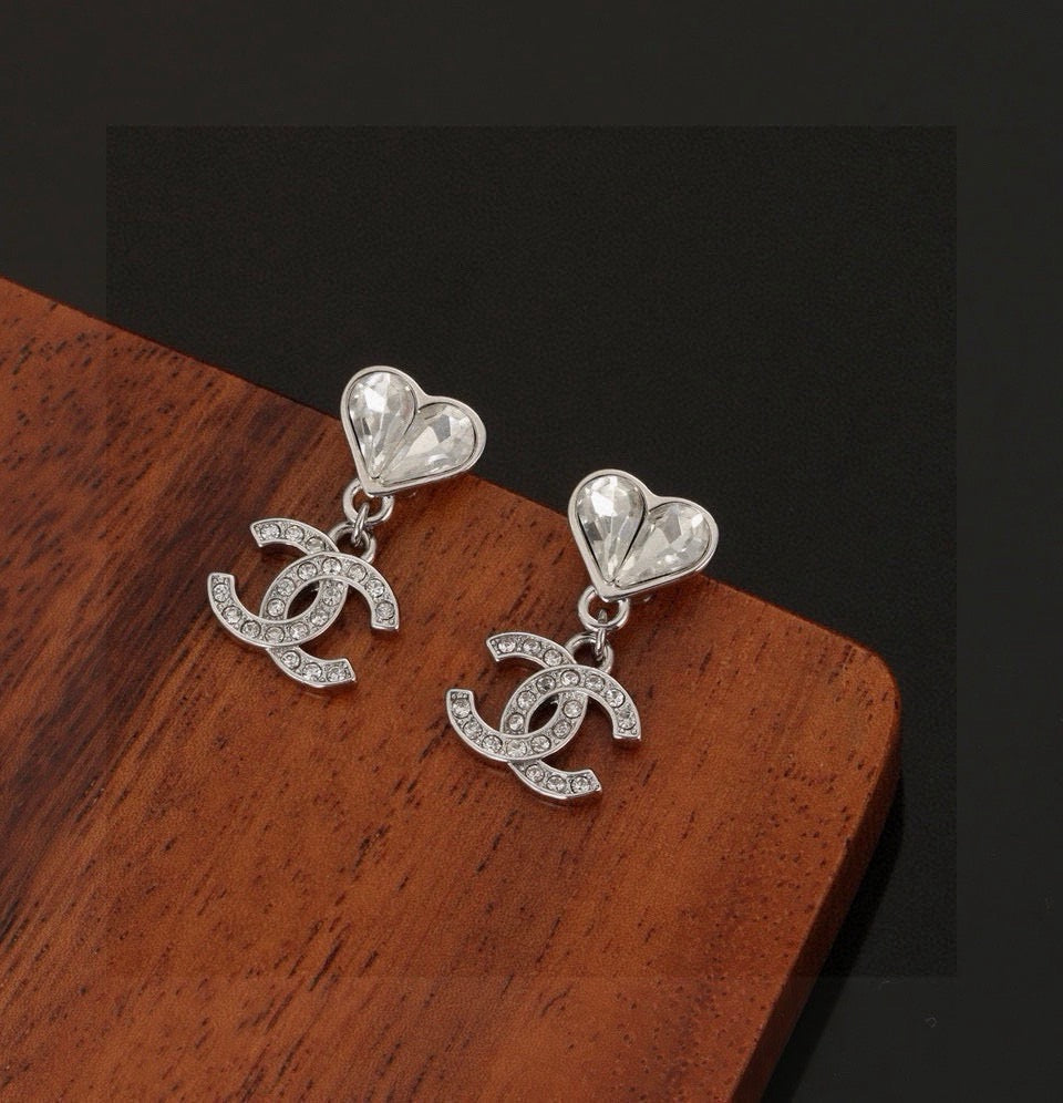 High-Quality Stud Earrings-102 product image 7, provided for visual reference and product detail review