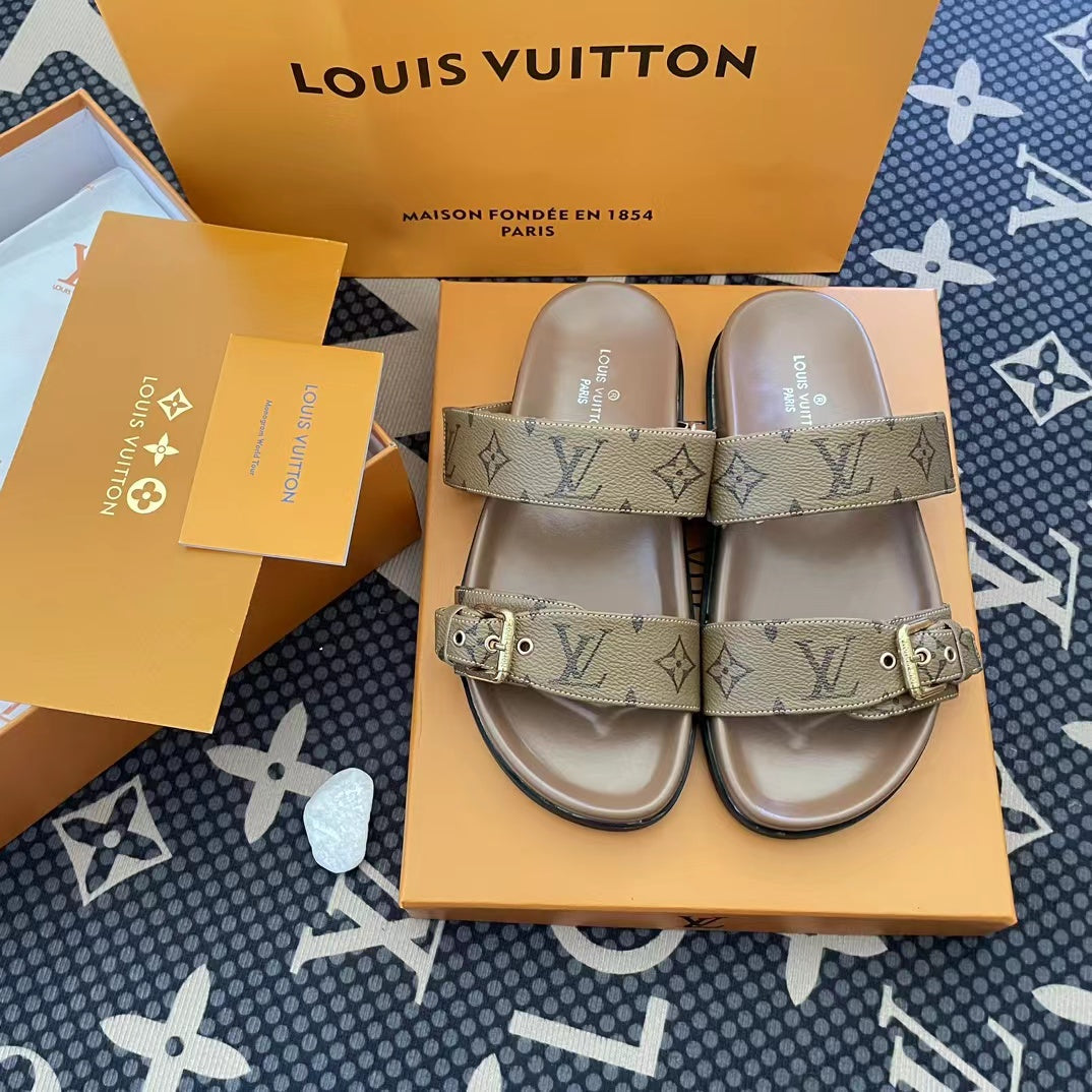 2023 New VL Fashionable slippers product image 4, provided for visual reference and product detail review
