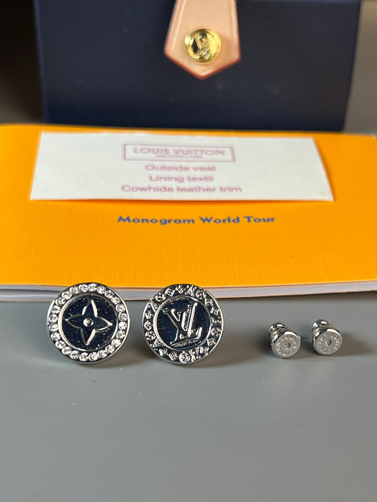High-Quality Stud Earrings-14 product image 6, provided for visual reference and product detail review