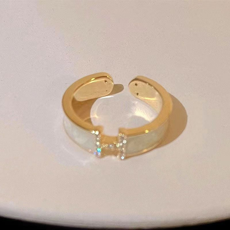 Small fragrant diamond Ring product image 9, provided for visual reference and product detail review