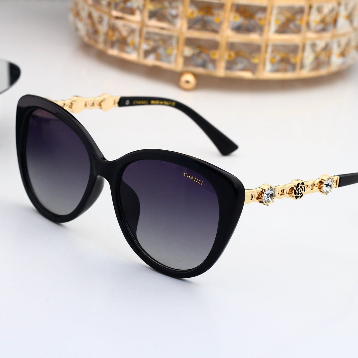 New Stylish Sunglasses-64 product image 8, provided for visual reference and product detail review