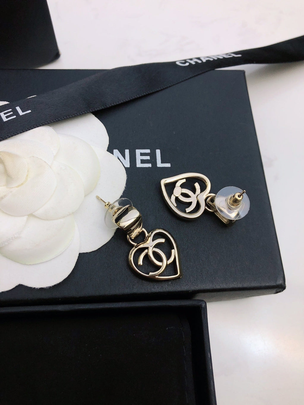 High-Quality Stud Earrings-122 product image 6, provided for visual reference and product detail review