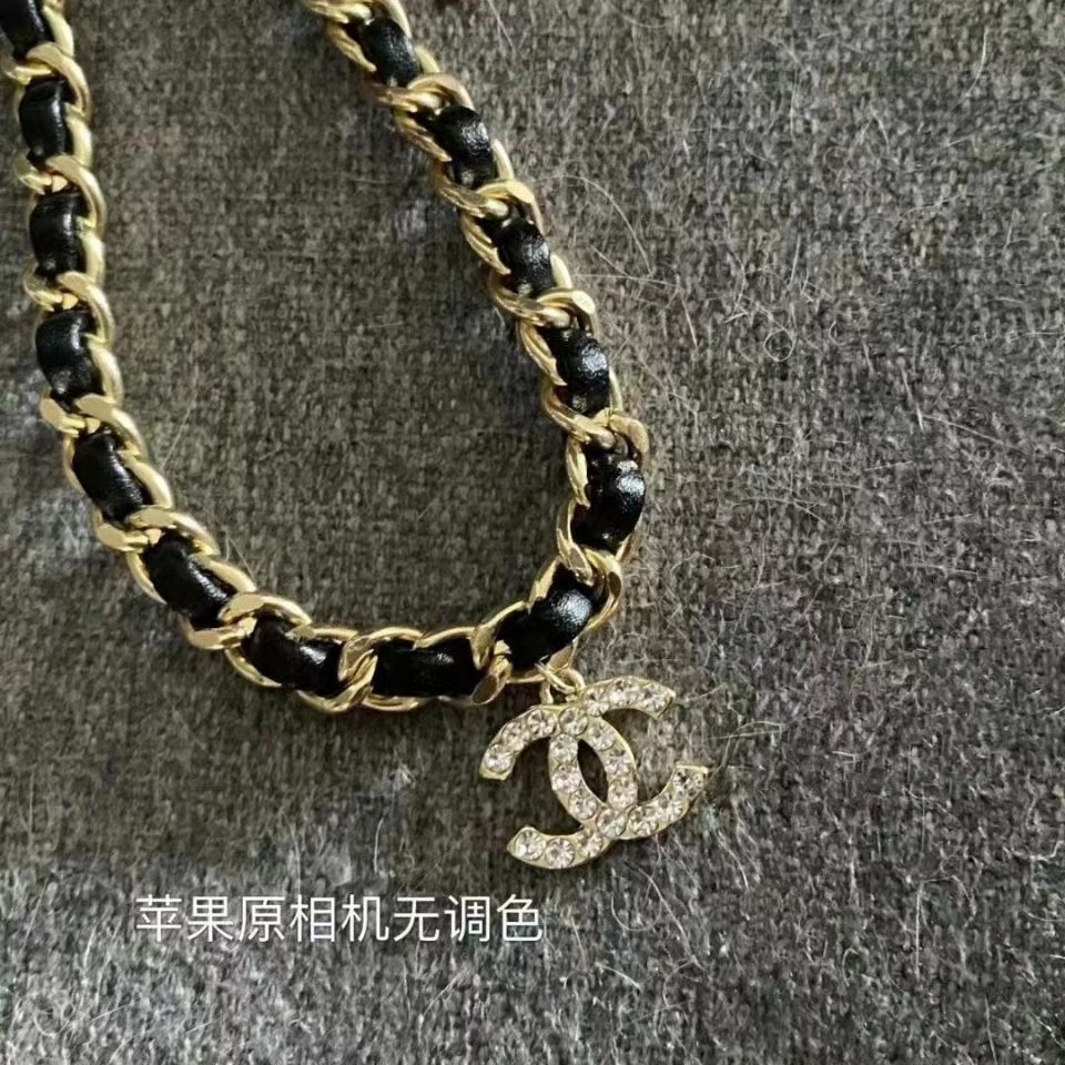 Light luxury necklace necklace product image 1, provided for visual reference and product detail review