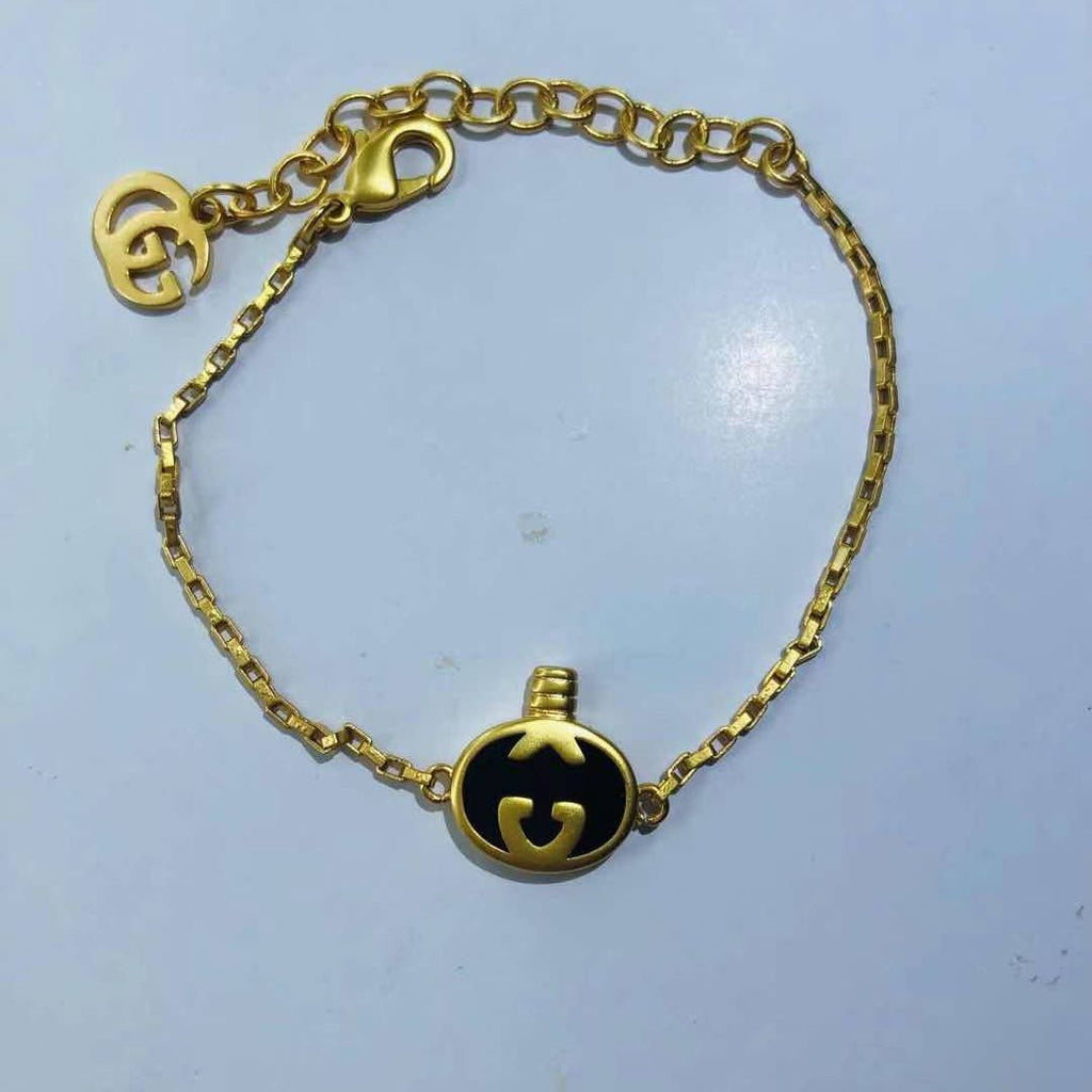 (Xiaoxiang Bracelet) Xiaoxiang Classic Vintage Bracelet product image 13, provided for visual reference and product detail