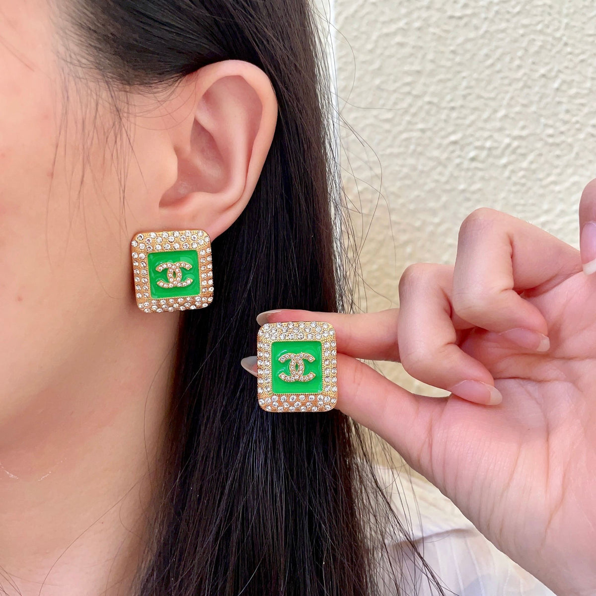 High-Quality Stud Earrings-150 product image 1, provided for visual reference and product detail review
