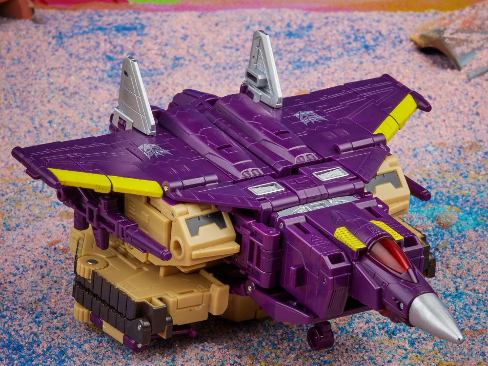 Transformers Generations Legacy Evolution Leader Class Blitzwing Action Figure product image 7, provided for visual