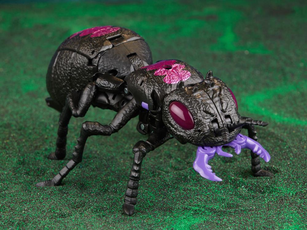 Transformers Generations Legacy Evolution Selects Voyager Class Antagony Action Figure product image 6, provided for visual