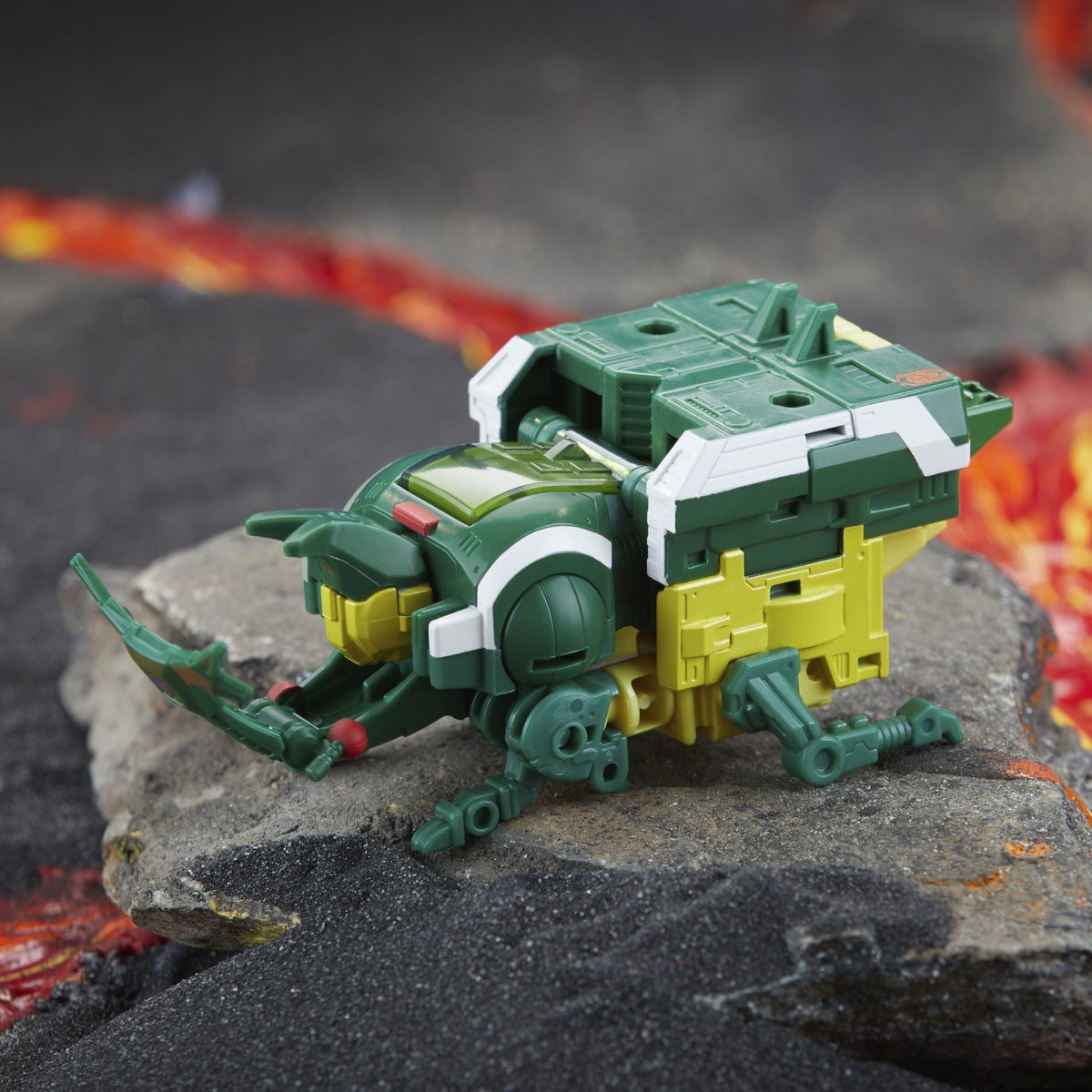 Transformers Generations Legacy United Deluxe Doom'n Destruction Collection 3 Pack (Wrecker Malleus Minotaurus, Chop Shop,