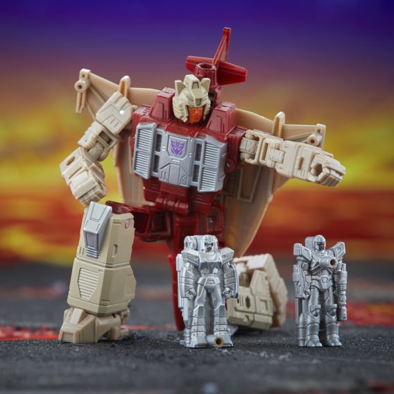 Transformers Generations Legacy United Deluxe Doom'n Destruction Collection 2 Pack (Prime Universe Breakdown, Windsweeper)